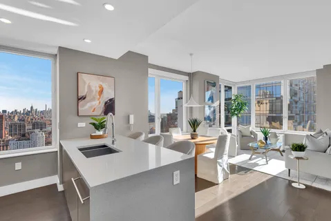 $1,635,000 | 388 Bridge Street, Unit 39G | Downtown Brooklyn