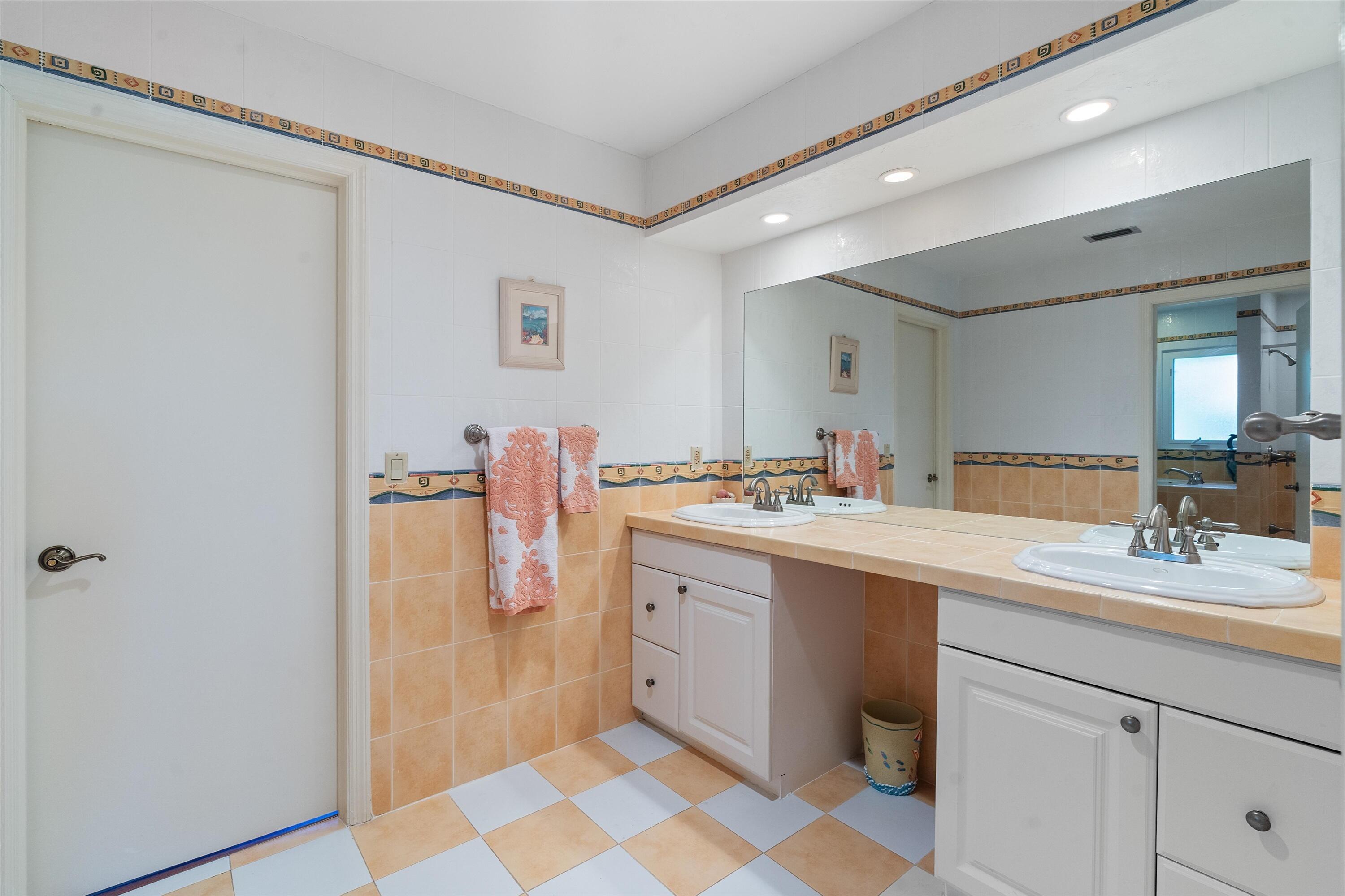 710 Marble Way Boca Raton, FL 33432 - Photo 39 of 57