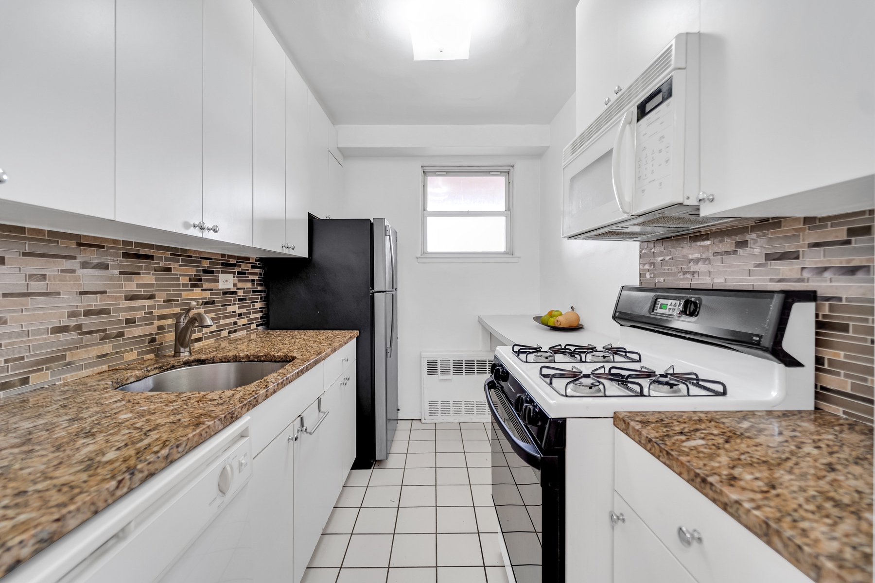 5700 Arlington Avenue, Unit 10D Bronx, NY 10471 - Photo 3 of 14