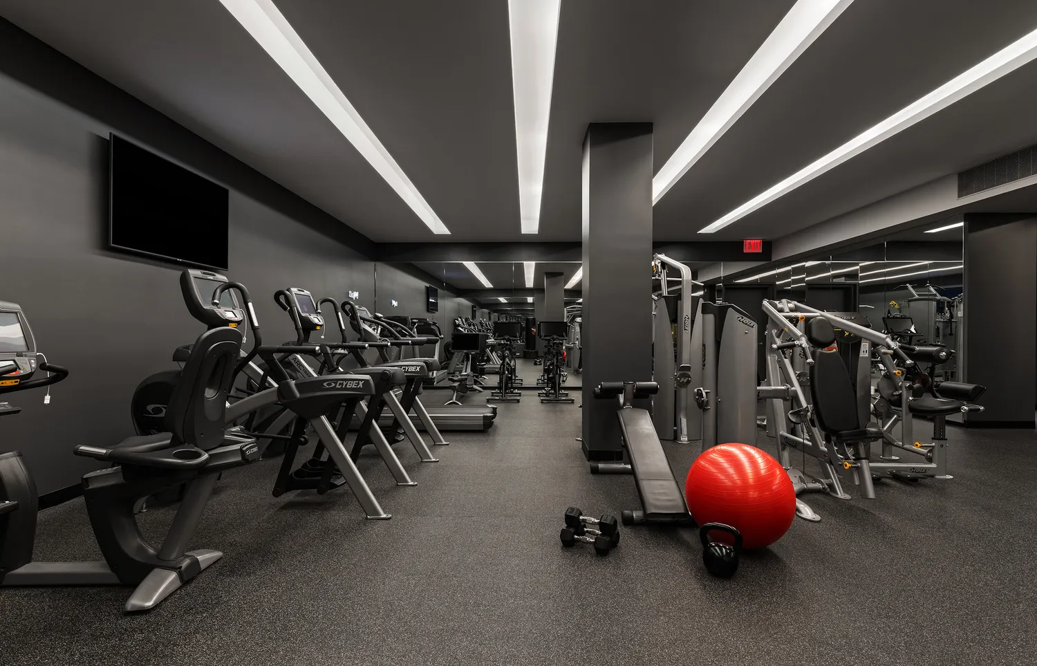 $3,950,000 | 505 West 19th Street, Unit 4C | Chelsea