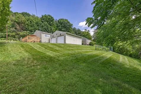 $168,000 | 1545 Saxonburg Road, Natrona Heights, PA 15065