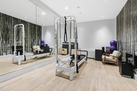 $735,000 | 360 Furman Street, Unit 620 | Brooklyn Heights