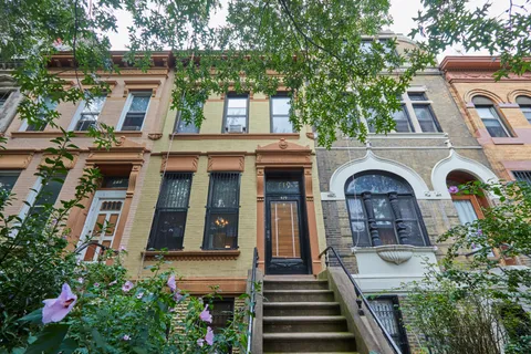 $1,400,000 | 419 East 140th Street | Mott Haven