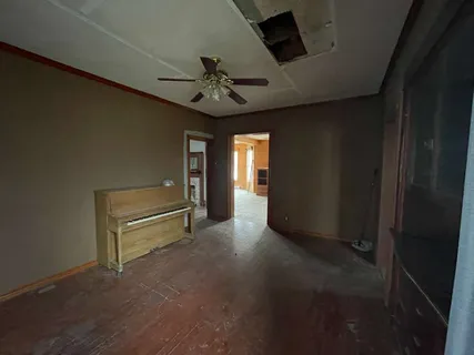 $60,000 | 203 East Washington Street, Avon, IL 61415