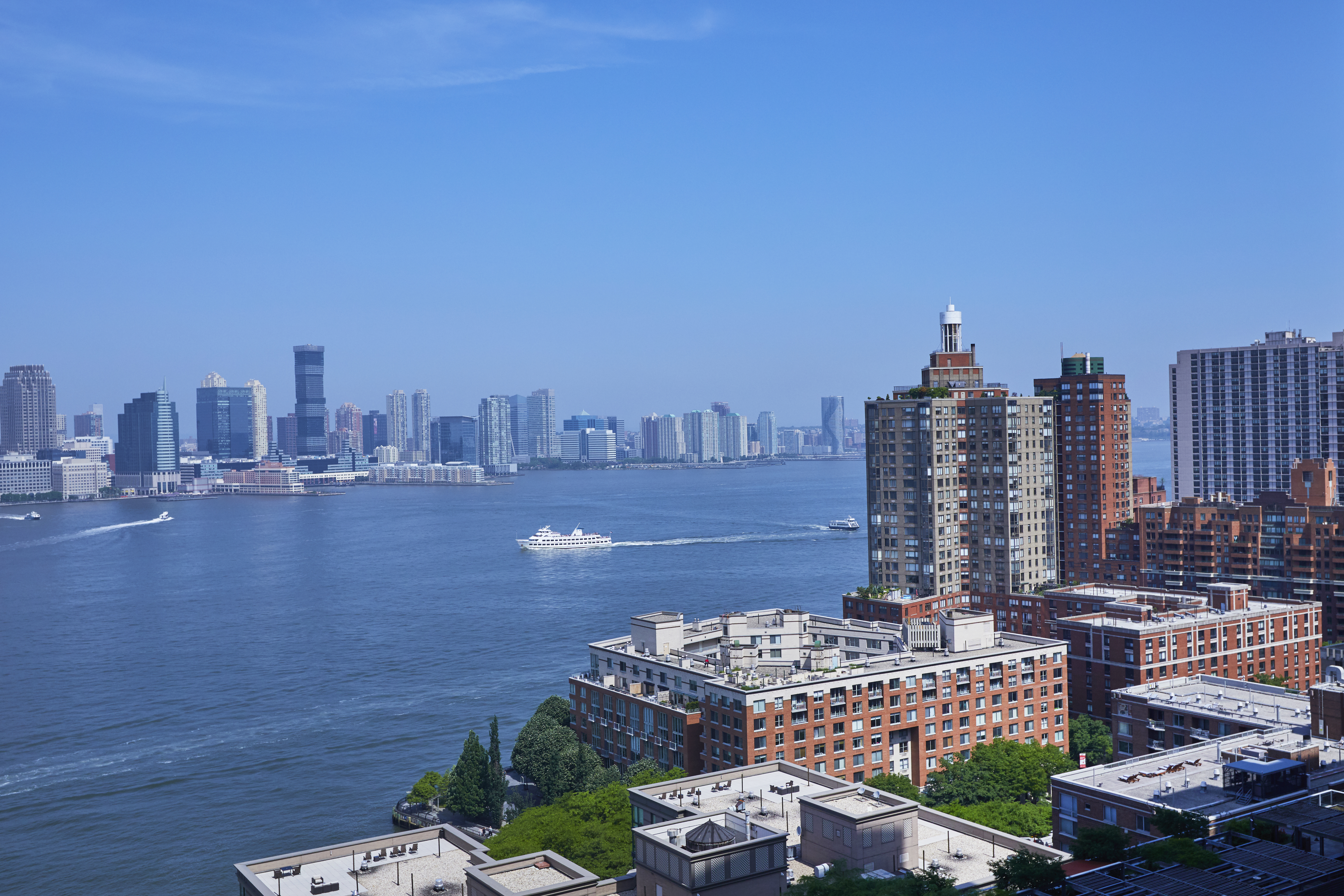 30 West Street, Unit 23B Manhattan, NY 10004 - Photo 7 of 9
