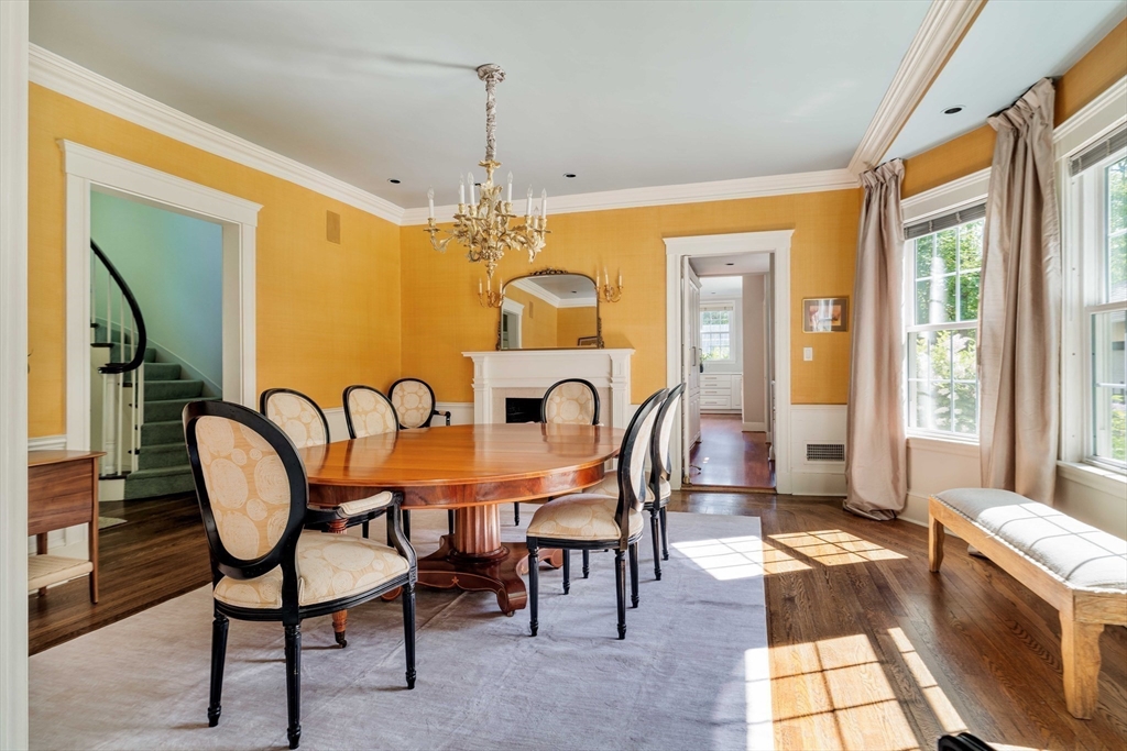 17 Chesham Road Brookline, MA 02445 - Photo 9 of 33 Gallery Image 9