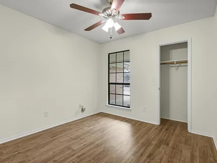 $279,000 | 825 Bristol Avenue, Saginaw, TX 76179