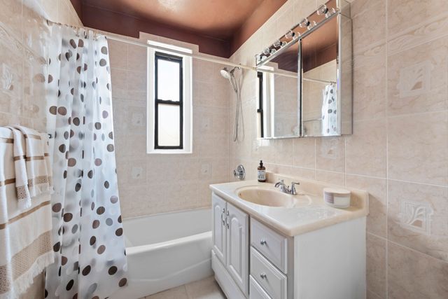 $270,000 | 3015 Riverdale Avenue, Unit 1E | Spuyten Duyvil