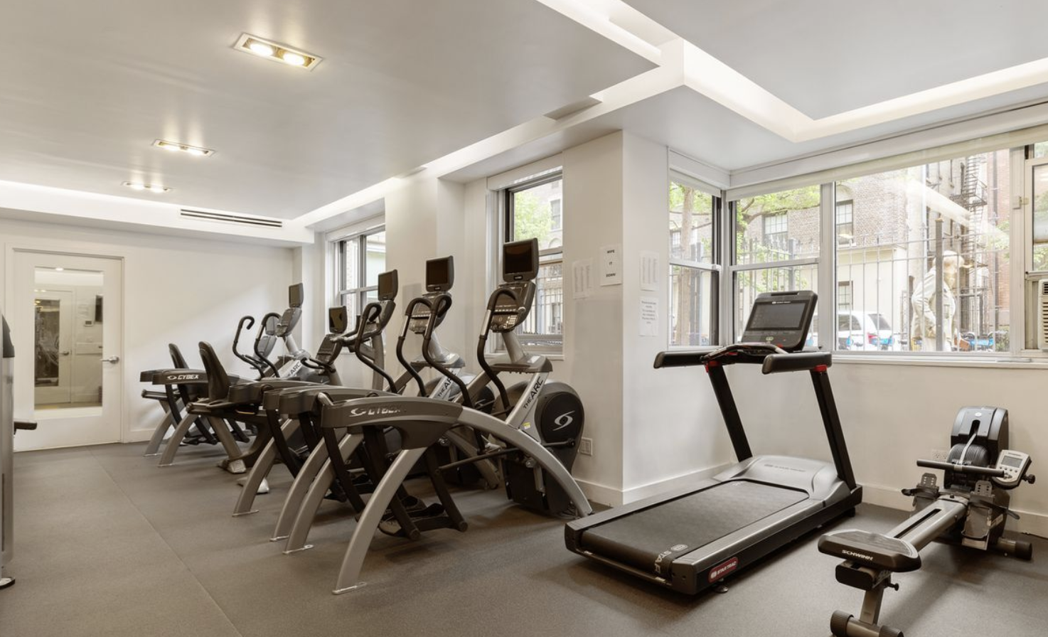 11 5th Avenue, Unit 15OP Manhattan, NY 10003 - Photo 23 of 25