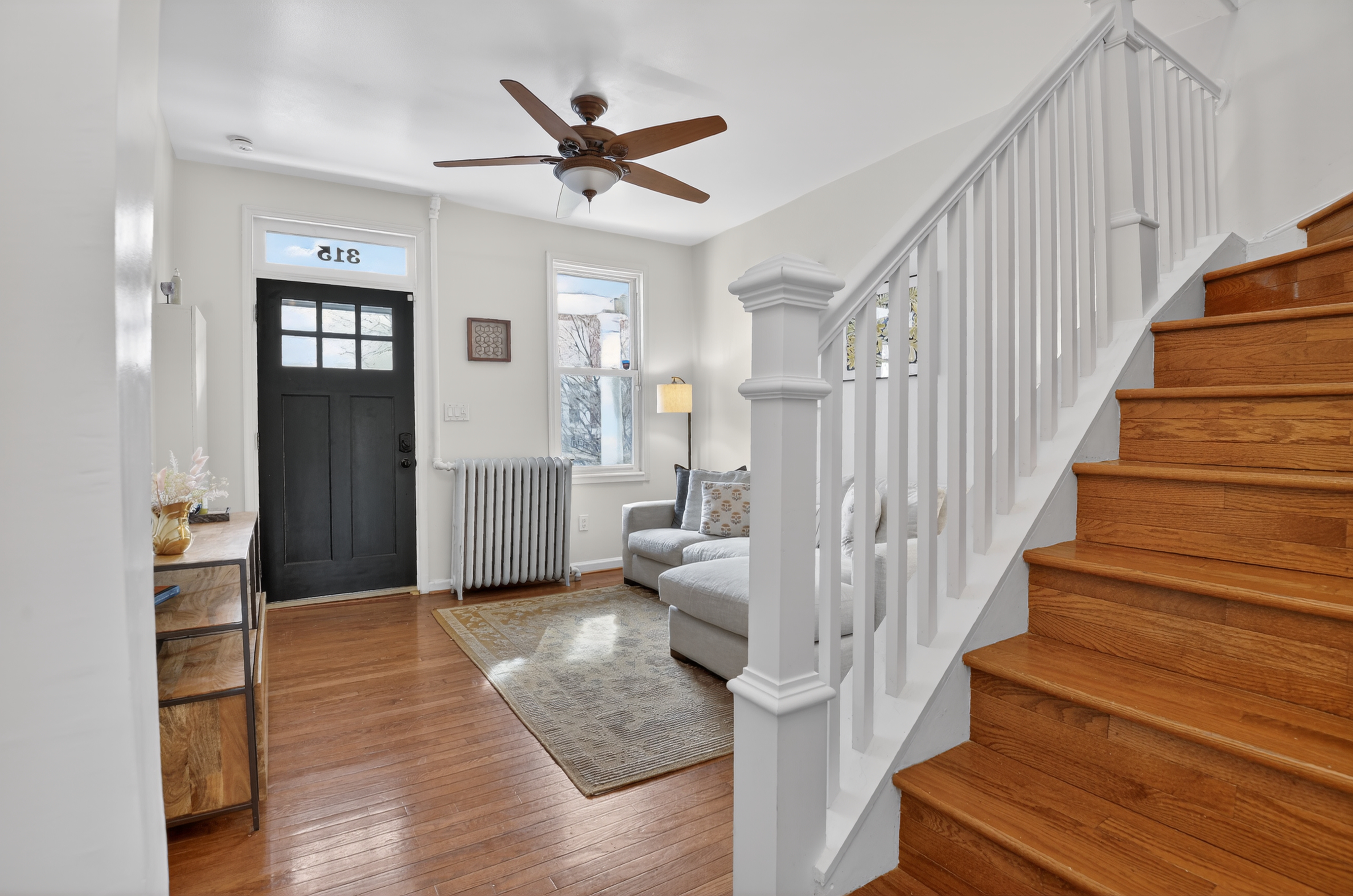 315 16th Street Southeast Washington, DC 20003 - Photo 6 of 21