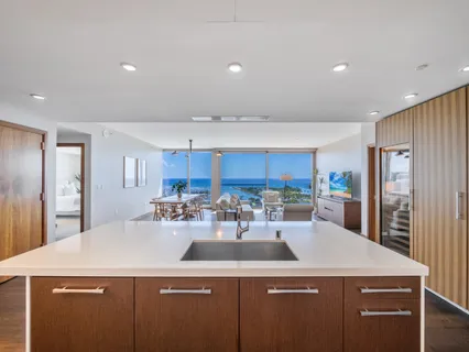 $3,495,000 | 1555 Kapiolani Boulevard, Unit 2002, Honolulu, HI 96814