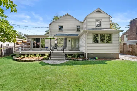 $689,000 | 12 Vining Lane, Wilmington, DE 19807
