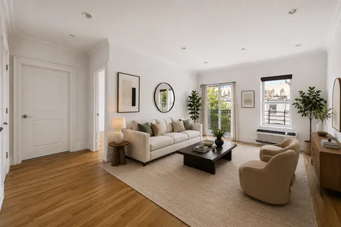 $735,000 | 261 West 112th Street, Unit 4C | Harlem