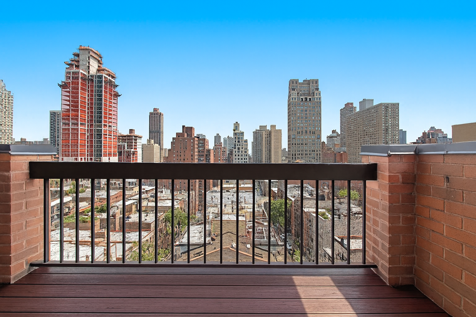 1441 3rd Avenue, Unit 14AB Manhattan, NY 10028 - Photo 5 of 16 a view of city from a terrace