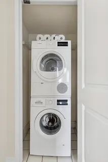 $915,000 | 350 East 82nd Street, Unit 6H | Upper East Side