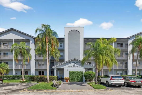 $255,000 | 12701 Southwest 14th Street, Unit 108J, Pembroke Pines, FL 33027