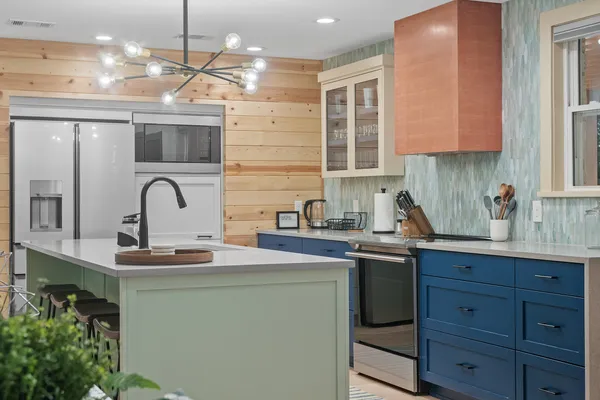 $915,000 | 1100 Live Oak Road, Leander, TX 78641