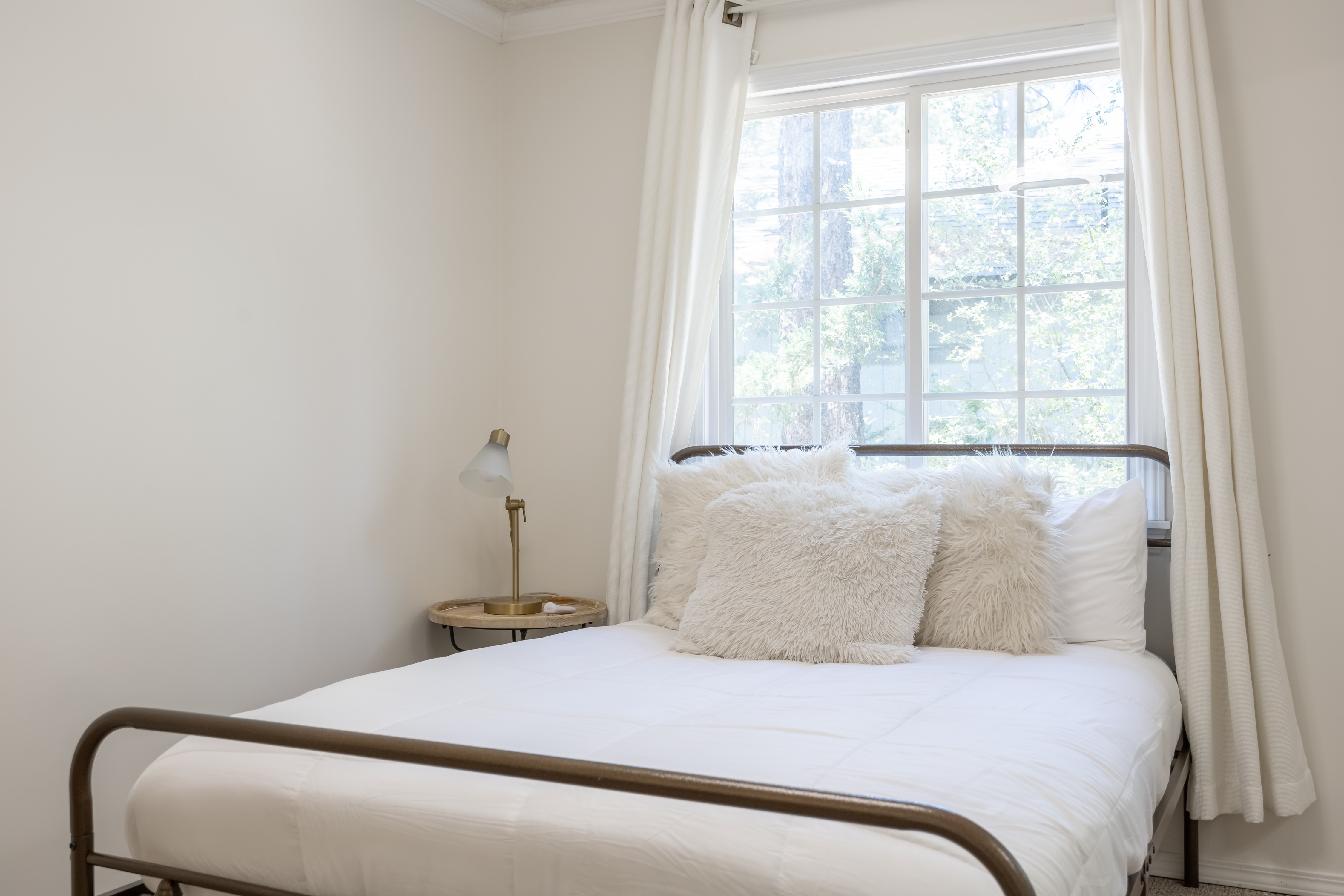 682 Maple Lane Sugarloaf, CA 92386 - Photo 19 of 36