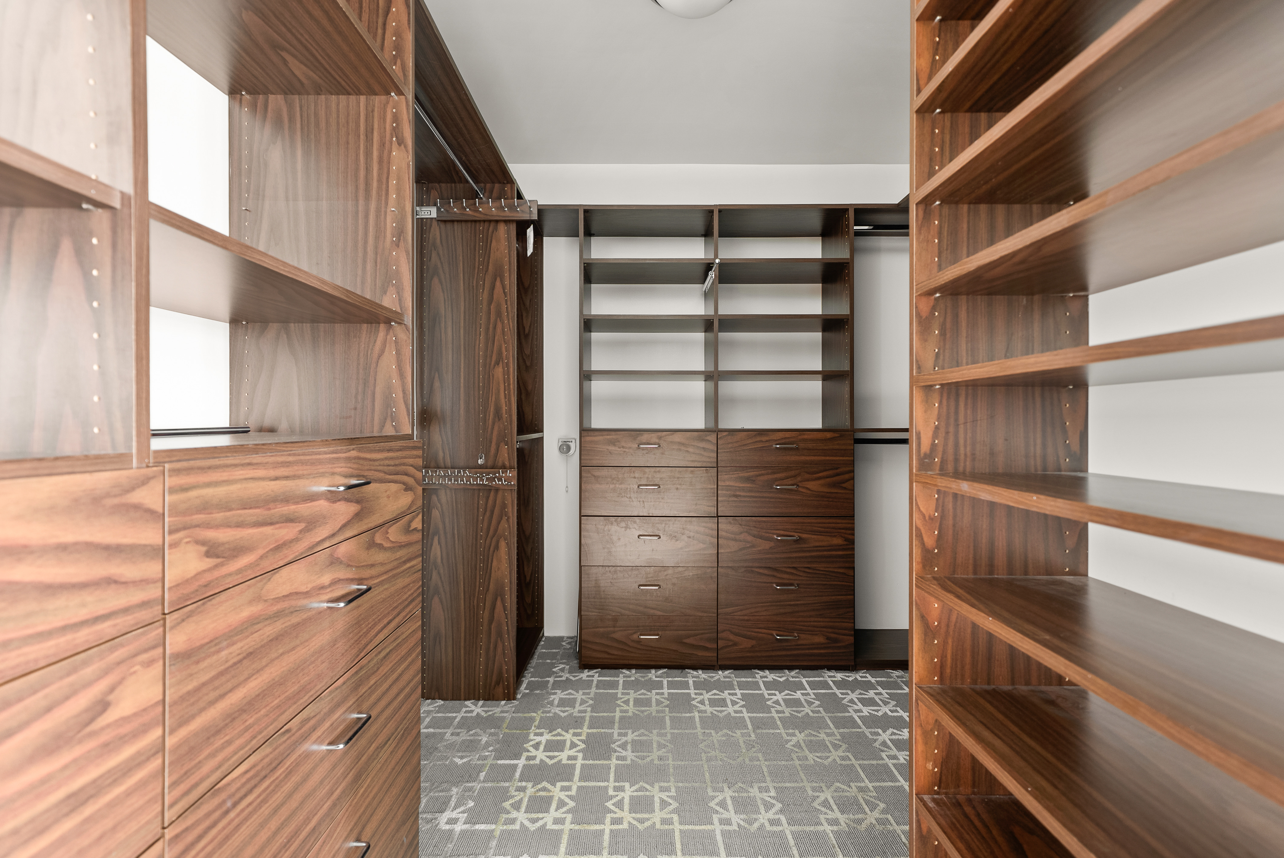 205 East 63rd Street, Unit 11CDW Manhattan, NY 10065 - Photo 4 of 11 Gallery Image 4