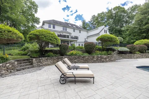 $1,559,000 | 2 Eden Circle, Westborough, MA 01581