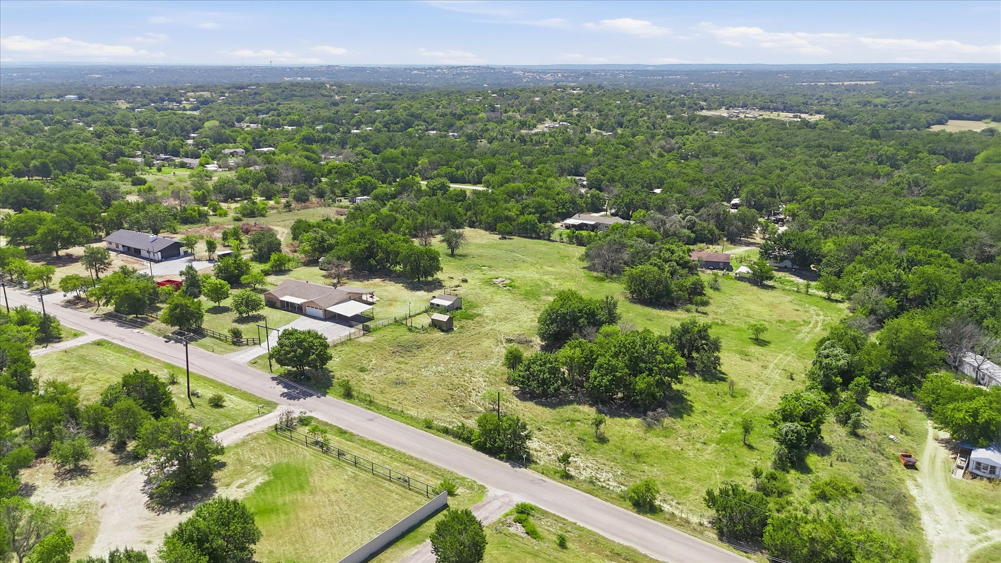 892 Highland Circle Springtown, TX 76082 - Photo 35 of 36 Gallery Image 35