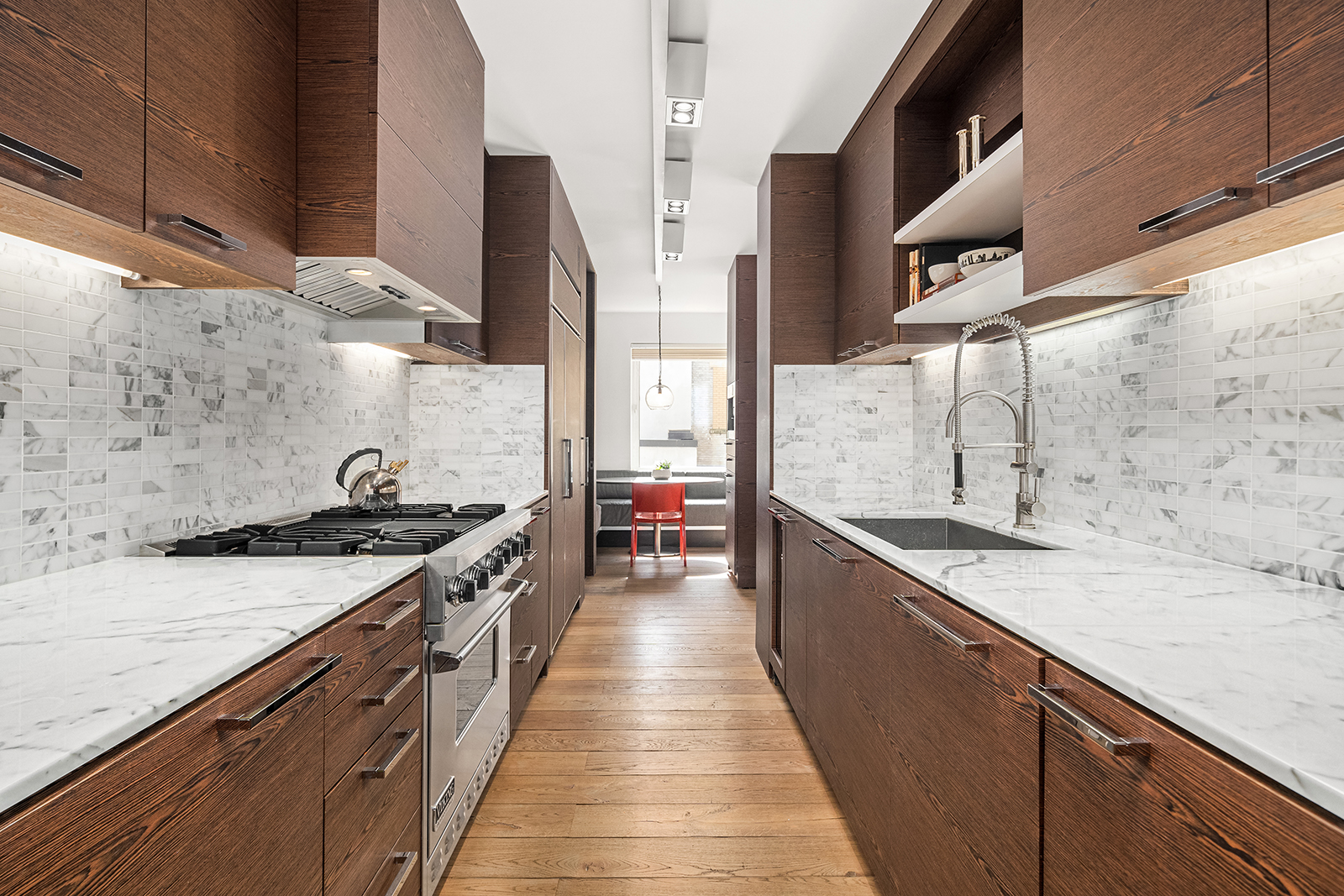 8 East 83rd Street, Unit 5F Manhattan, NY 10028 - Photo 3 of 18