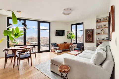 $990,000 | 264 Webster Avenue, Unit 601 | Kensington