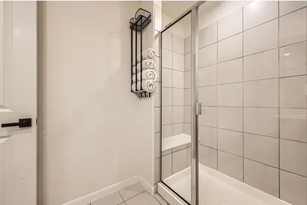 $2,100 | 706 Spur Ridge, Princeton, TX 75407