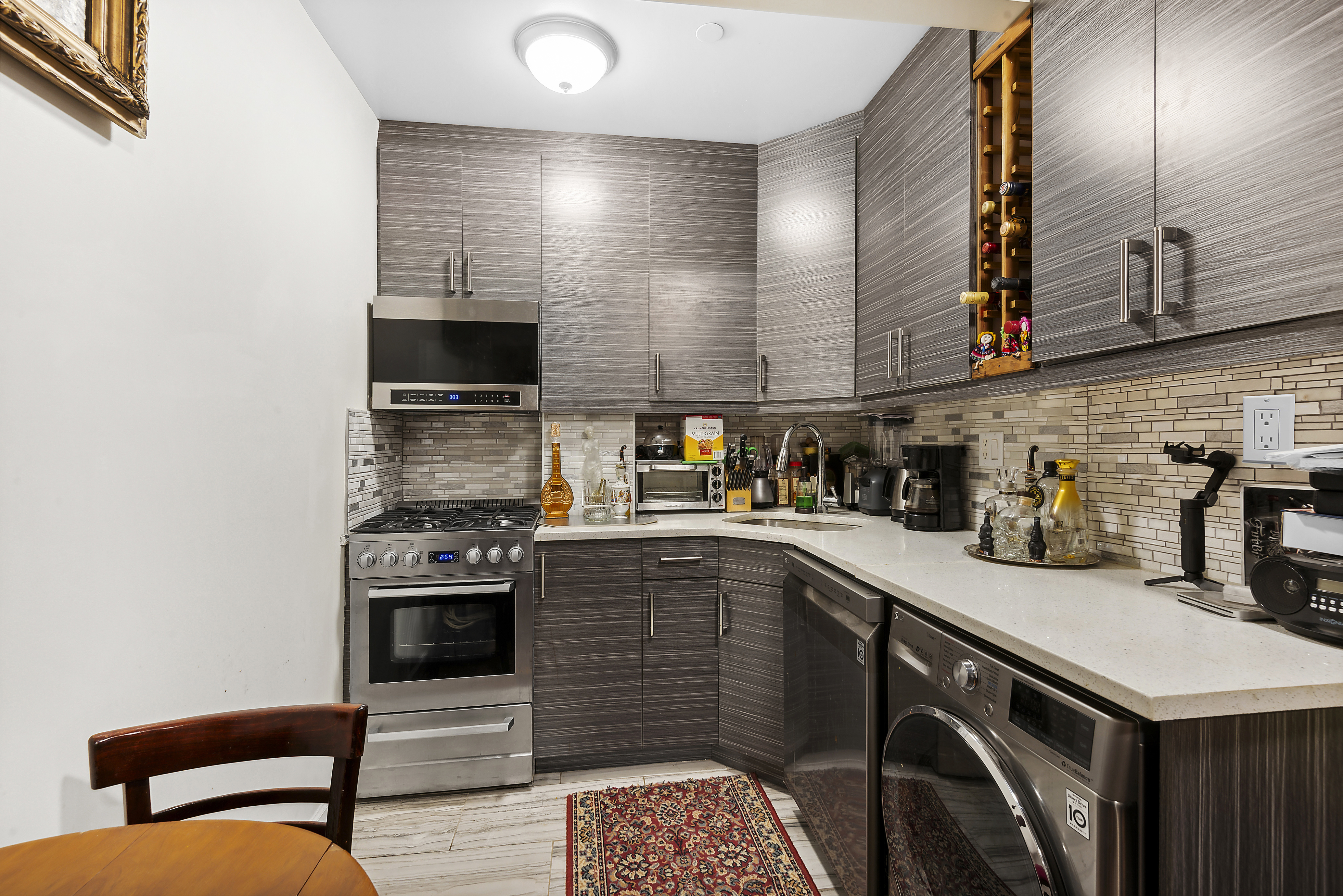 397 5th Avenue Brooklyn, NY 11215 - Photo 3 of 9 Gallery Image 3