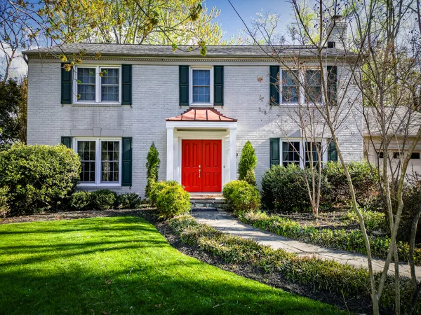 $1,025,000 | 6 Starlight Court, Potomac, MD 20854