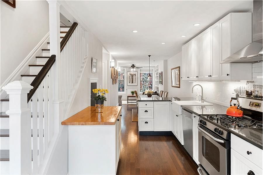 180 Adelphi Street Brooklyn, NY 11205 - Photo 10 of 18