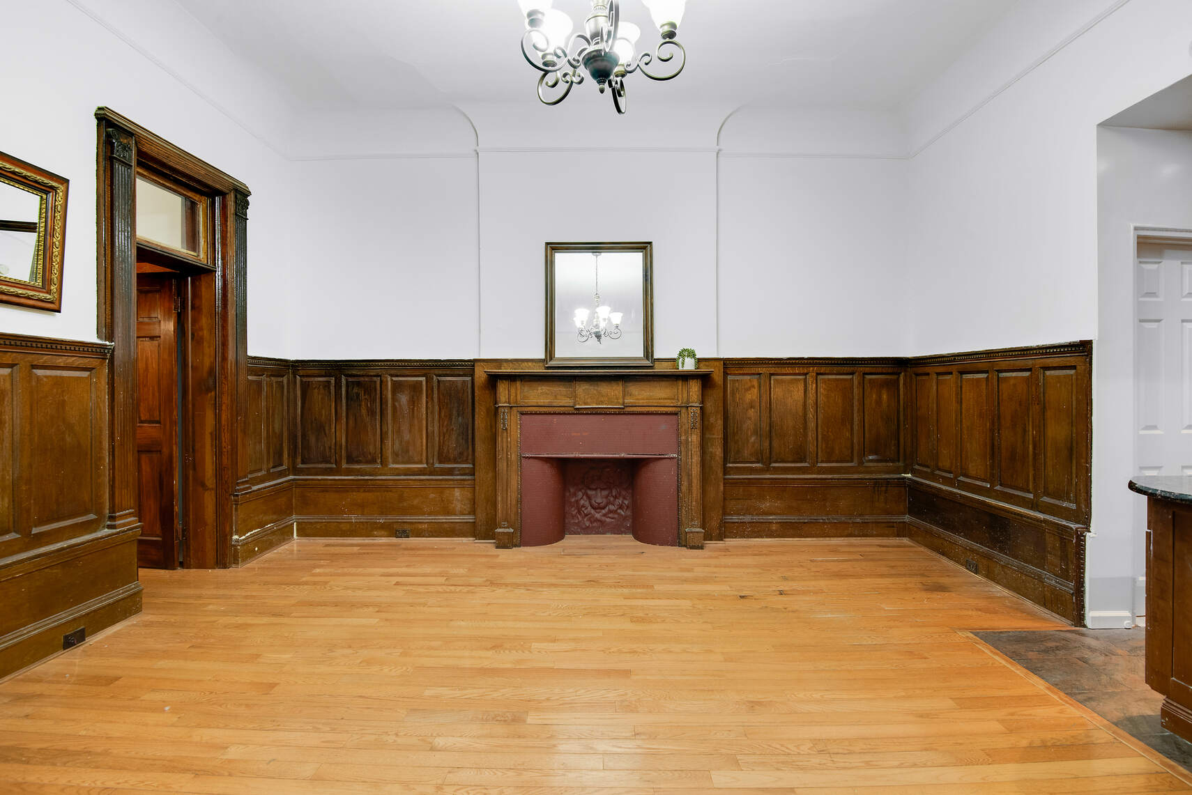 310 West 98th Street, Unit 1B Manhattan, NY 10025 - Photo 3 of 11 a view of a livingroom with a fireplace