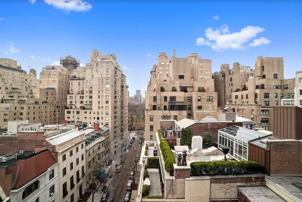 $5,395,000 | 15 East 69th Street, Unit 10D | Lenox Hill