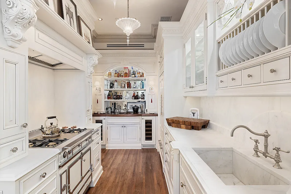 1 Central Park South, Unit 909913 Manhattan, NY 10019 - Photo 9 of 40 Gallery Image 9