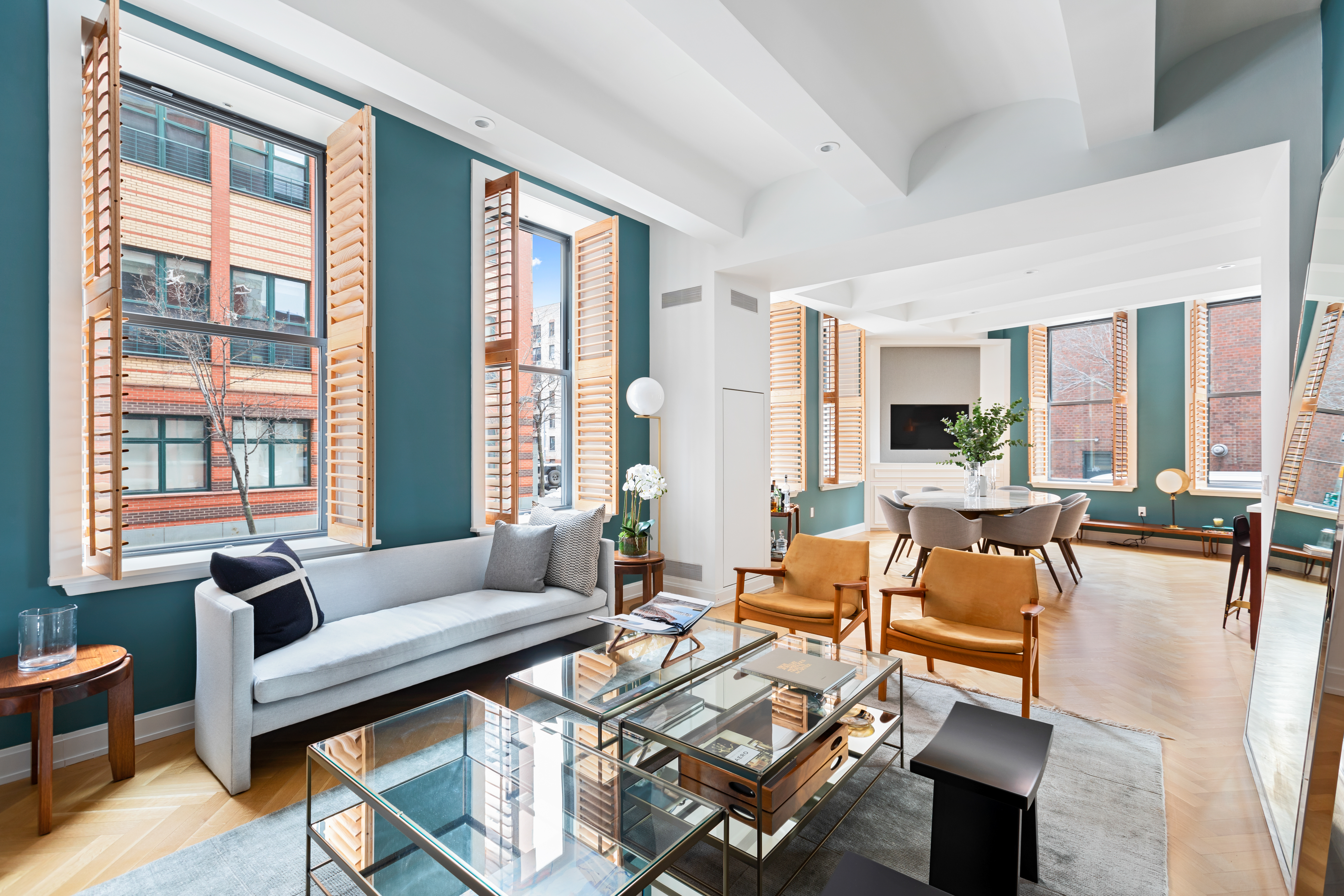 275 West 10th Street, Unit MAIS Manhattan, NY 10014 - Photo 3 of 23