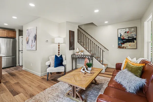 Contact Agent | 1502 Bryan Street, Old Hickory, TN 37138