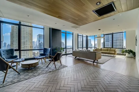 $1,225,000 | 10 Provost Street, Unit 516, Jersey City, NJ 07302