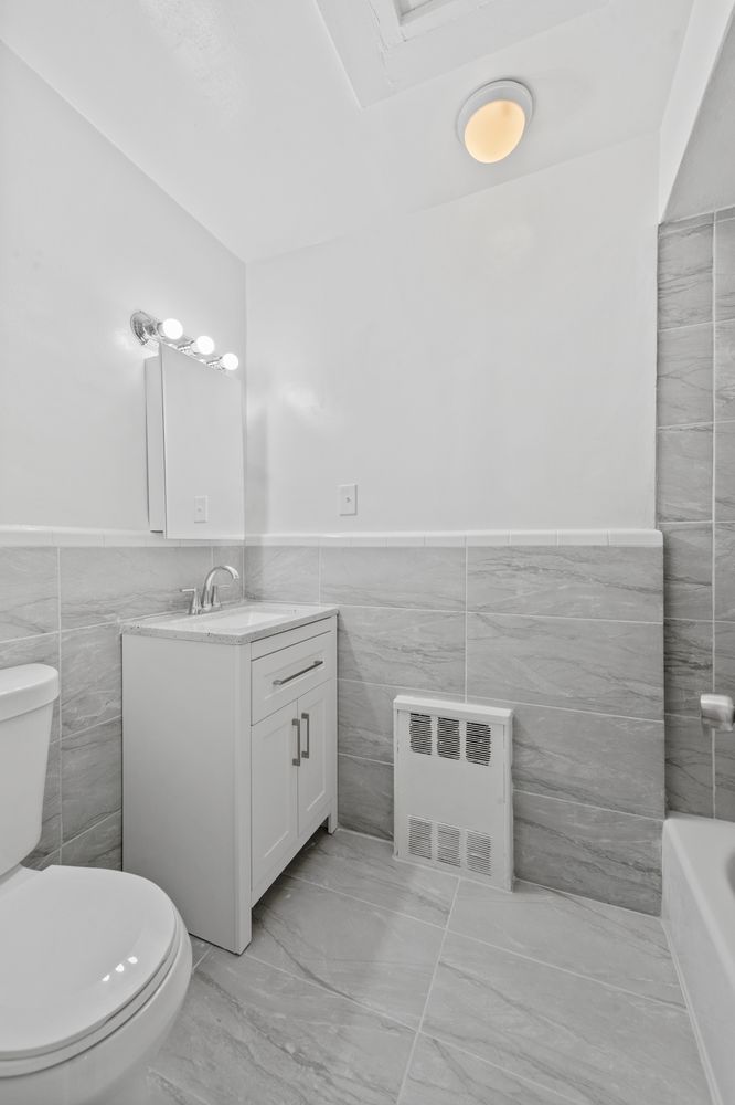 1250 East 98th Street Brooklyn, NY 11236 - Photo 7 of 11