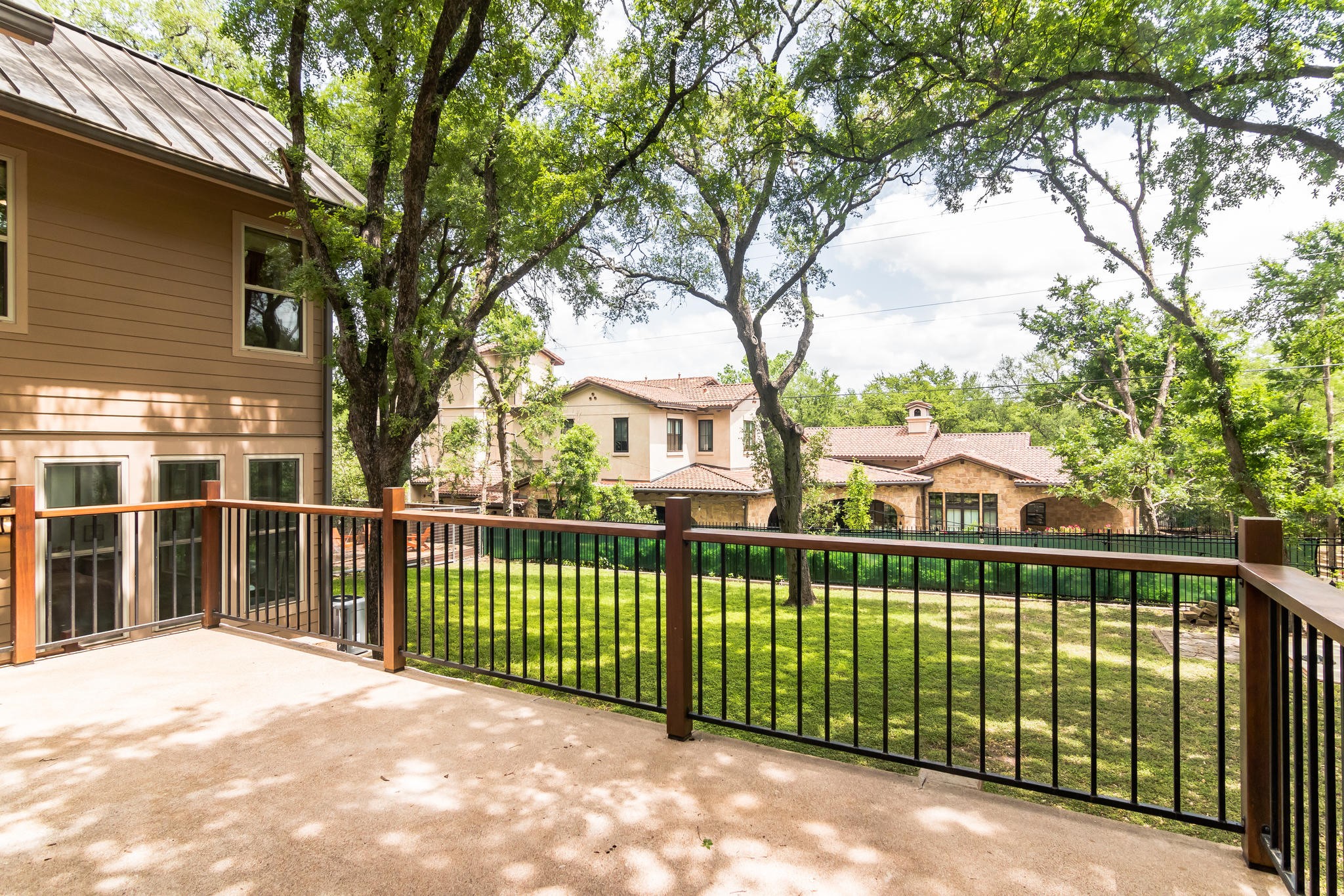 427 Ridgewood Road West Lake Hills, TX 78746 - Photo 36 of 38