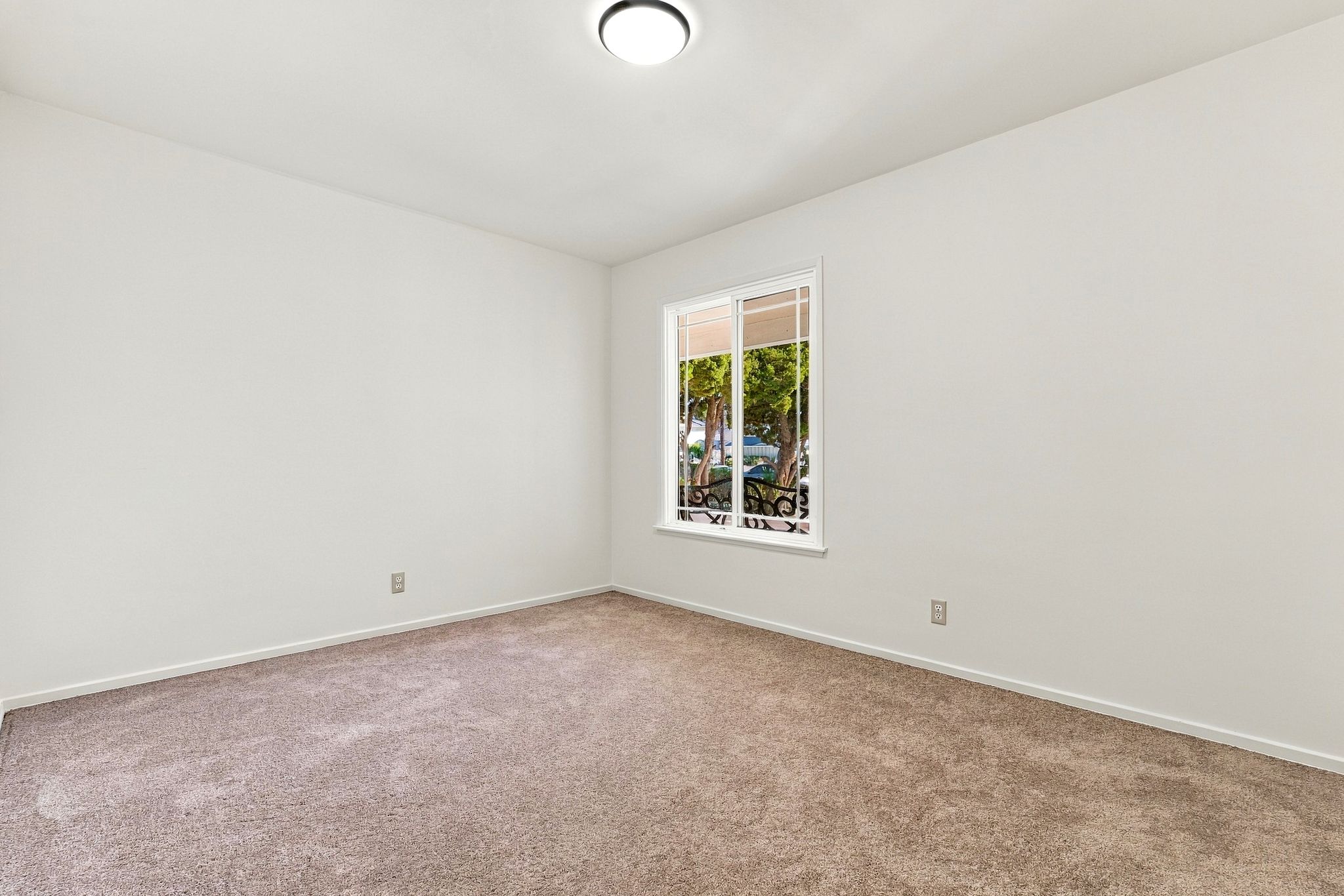 24107 Highlander Road West Hills, CA 91307 - Photo 17 of 34 Gallery Image 17