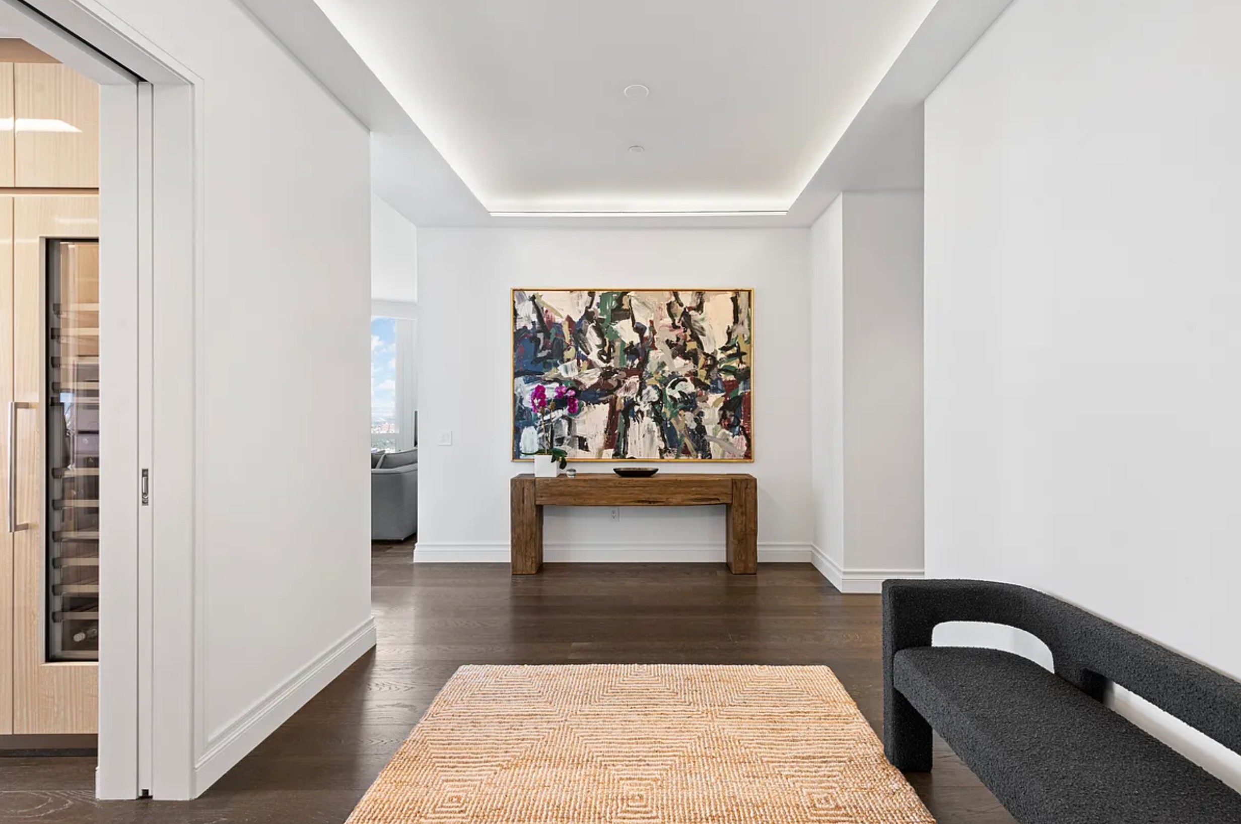 35 Hudson Yards, Unit 6701 Manhattan, NY 10001 - Photo 14 of 23 a bedroom with a bed and a rug