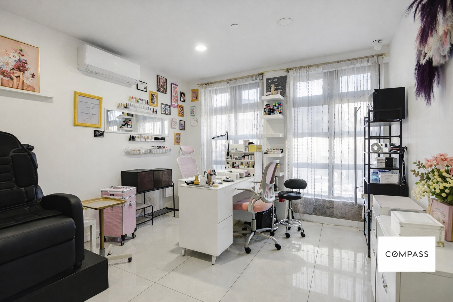 42 Jackson Street Brooklyn, NY 11211 - Photo 4 of 12 a view of a livingroom with workspace and a couch