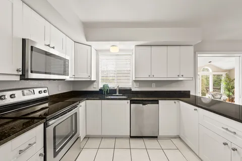 $1,350,000 | 3705 Templeton Place, Alexandria, VA 22304