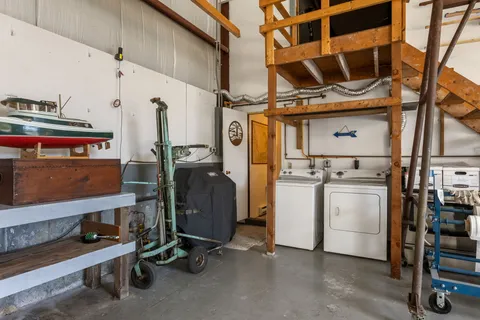a view of a storage & utility room