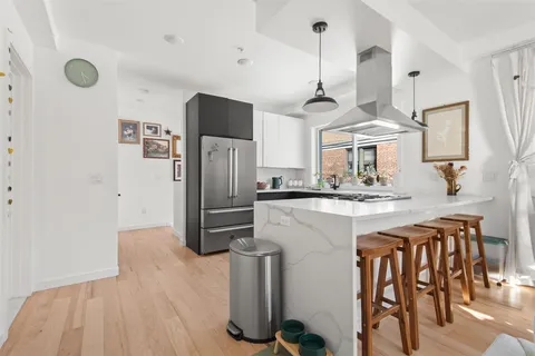 $5,000 | 310 4th Street, Unit 2A, Union City, NJ 07087