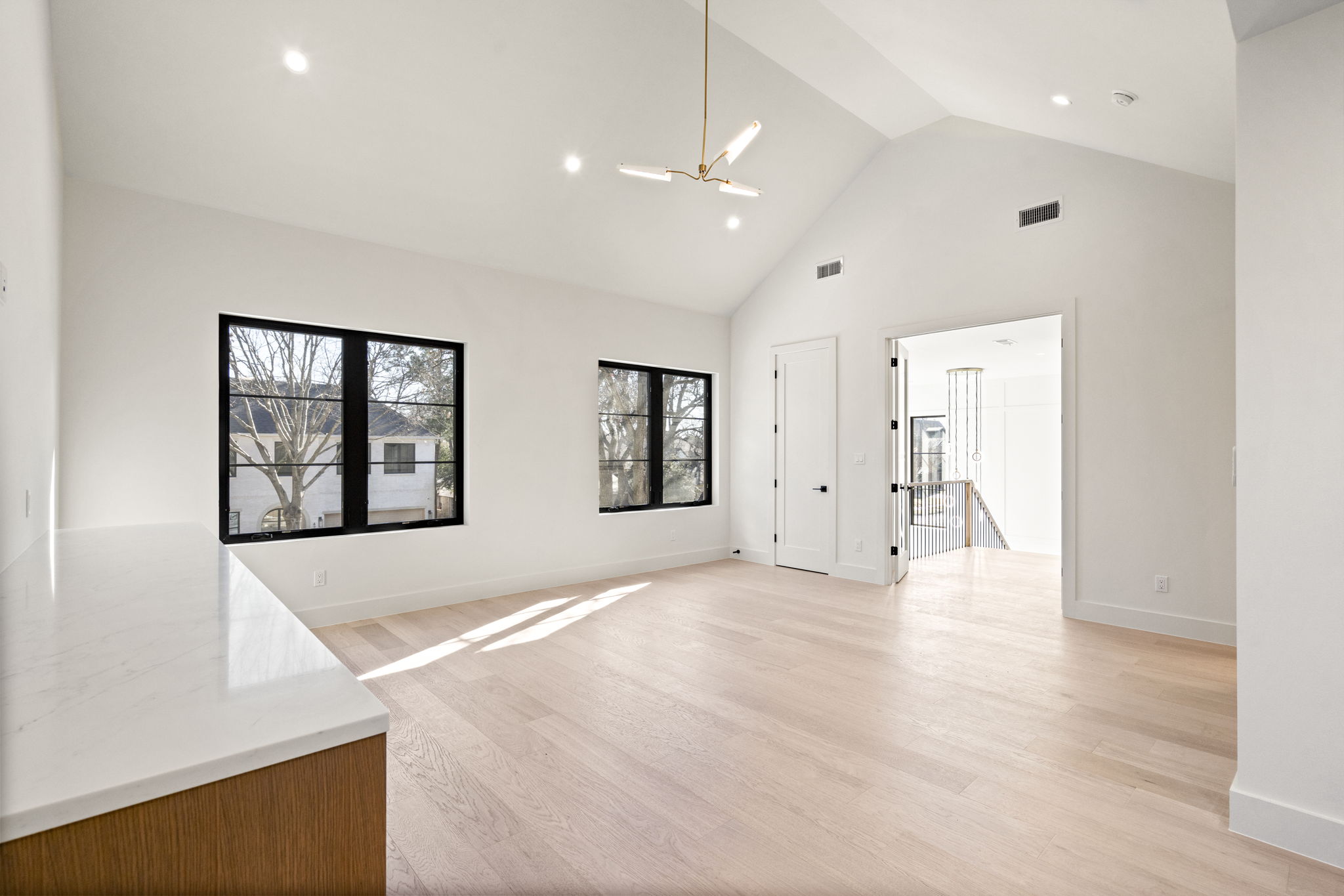 4231 Concho Street Dallas, TX 75206 - Photo 25 of 42