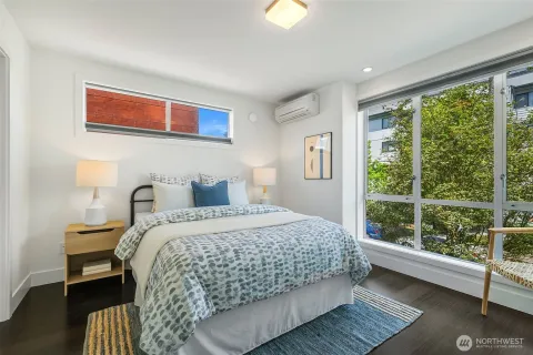 $1,150,000 | 307 14th Avenue East, Unit B, Seattle, WA 98112