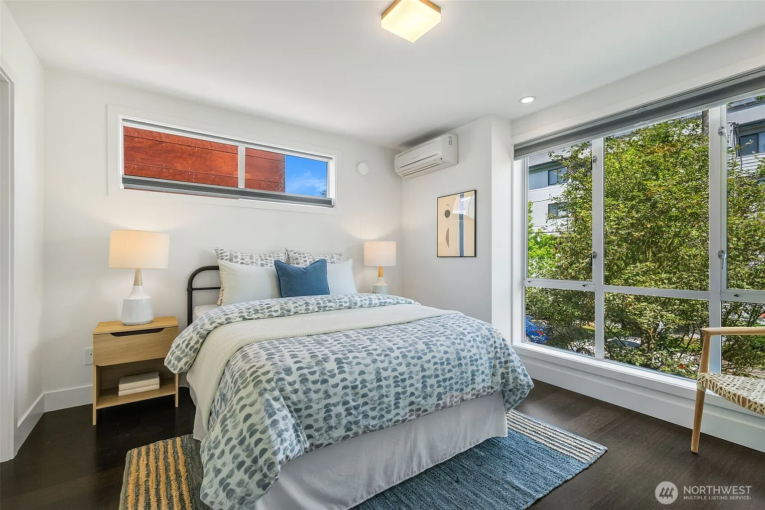 307 14th Avenue East, Unit B Seattle, WA 98112 - Photo 13 of 36