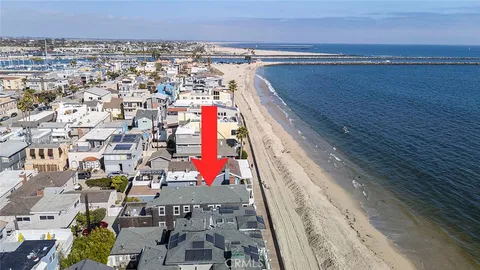$2,875,000 | 6421 East Seaside Walk, Long Beach, CA 90803