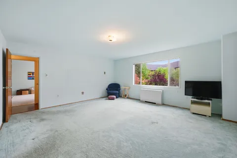 $485,000 | 5301 Westbard Circle, Unit 334, Bethesda, MD 20816